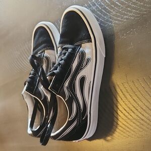 Vans old skool shoes